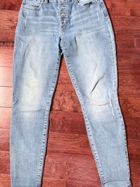 Lucky Brand Light Blue Skinny Jeans with Button Fly